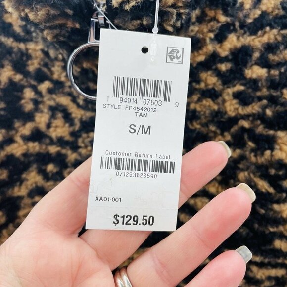 INC International Concepts Womens Size S/M Animal-Print Faux-Fur Vest Tan $129 - Picture 5 of 6